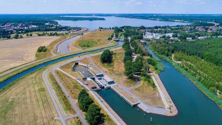 Grosszuegige Ferienwohnung Am Waldesrand Im Seenland Lauta ภายนอก รูปภาพ